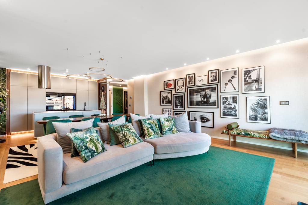 2 Bedroom Apartment with a view, Avenidas Novas, Lisboa 3495955737