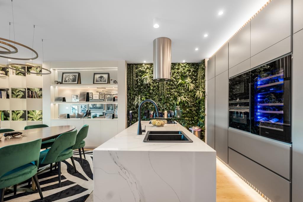 2 Bedroom Apartment with a view, Avenidas Novas, Lisboa 3495955737