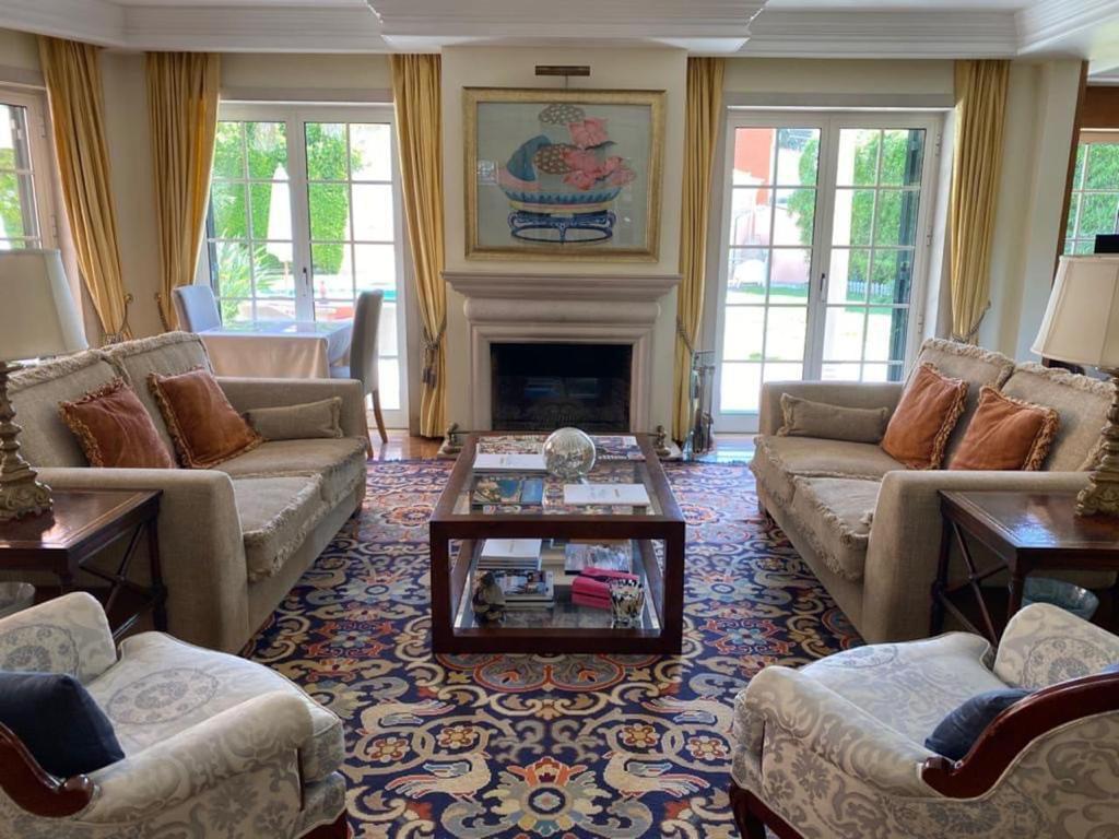 8 Bedroom House with garden, Bairro do Rosário, Cascais 2047617718