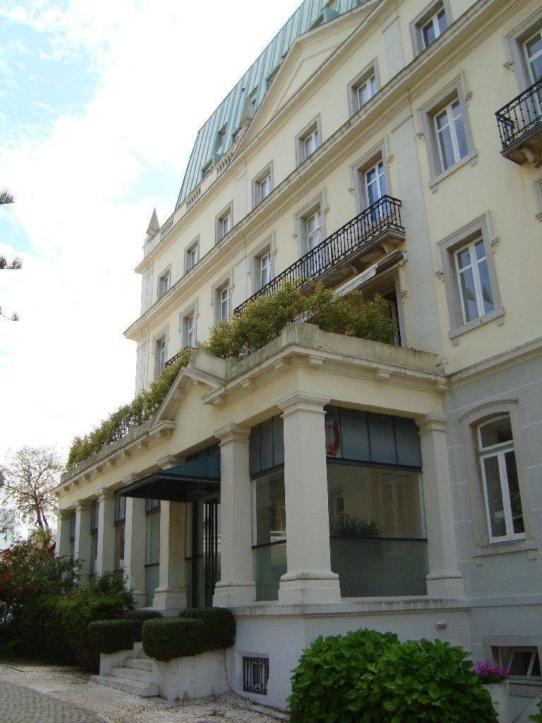 Apartamento T1 com jardim, Monte Estoril, Cascais - Imagem 1