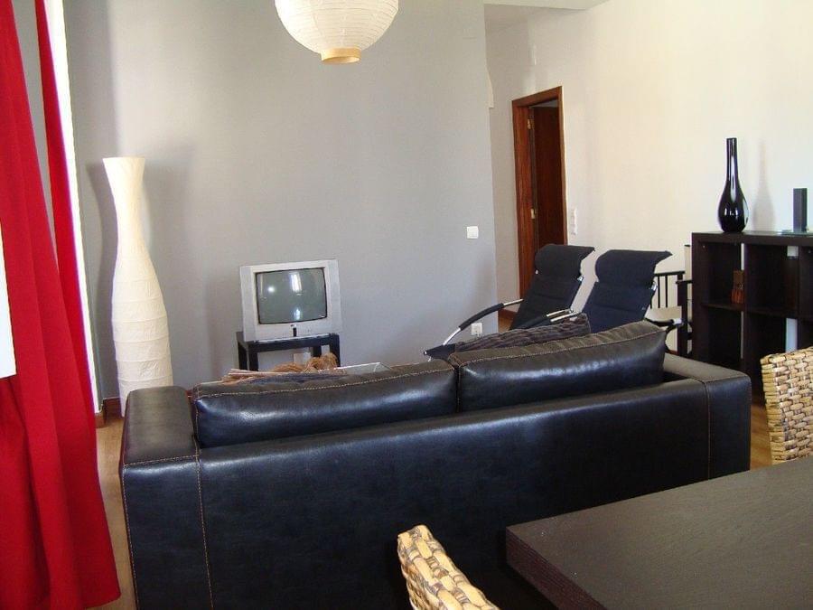 Apartamento T1 com jardim, Monte Estoril, Cascais - Imagem 9