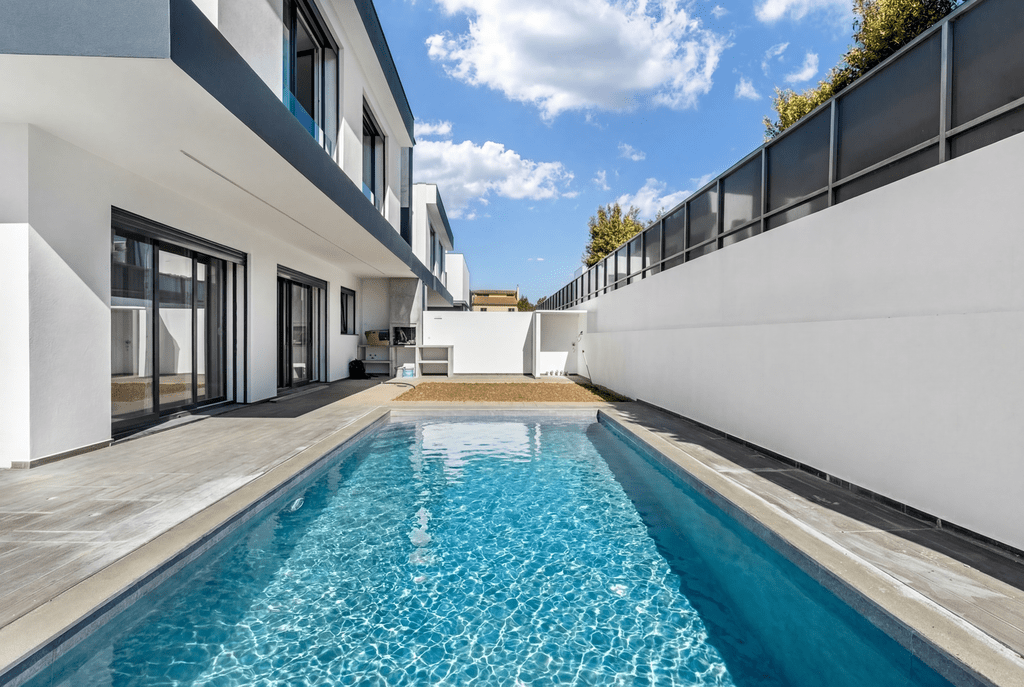 3 Bedroom Semi-detached house with swimming pool, Abrunheira, Sintra 3574438136