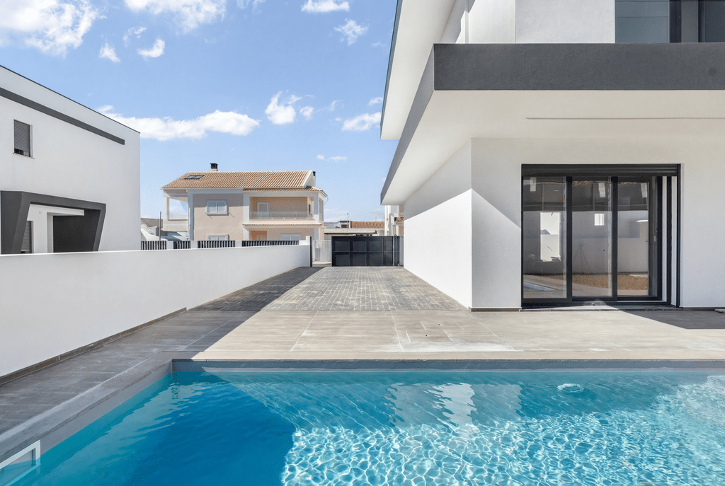 3 Bedroom Semi-detached house with swimming pool, Abrunheira, Sintra 3574438136