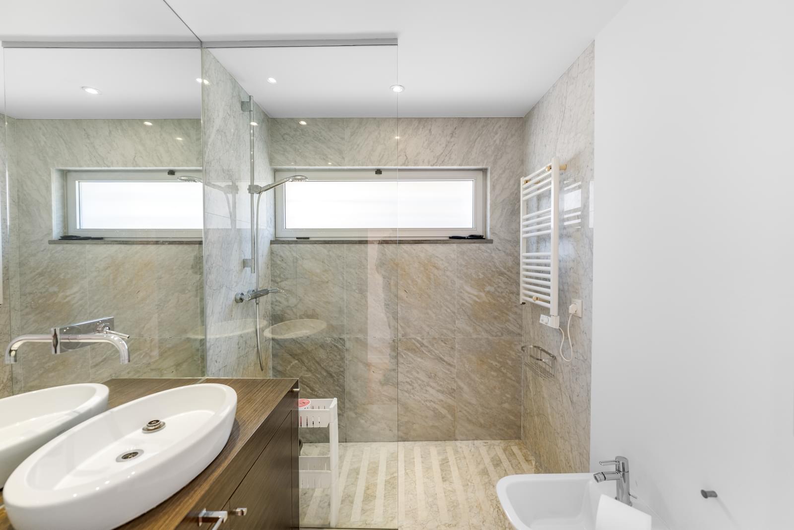 5 Bedroom Villa/Townhouse's Image 13