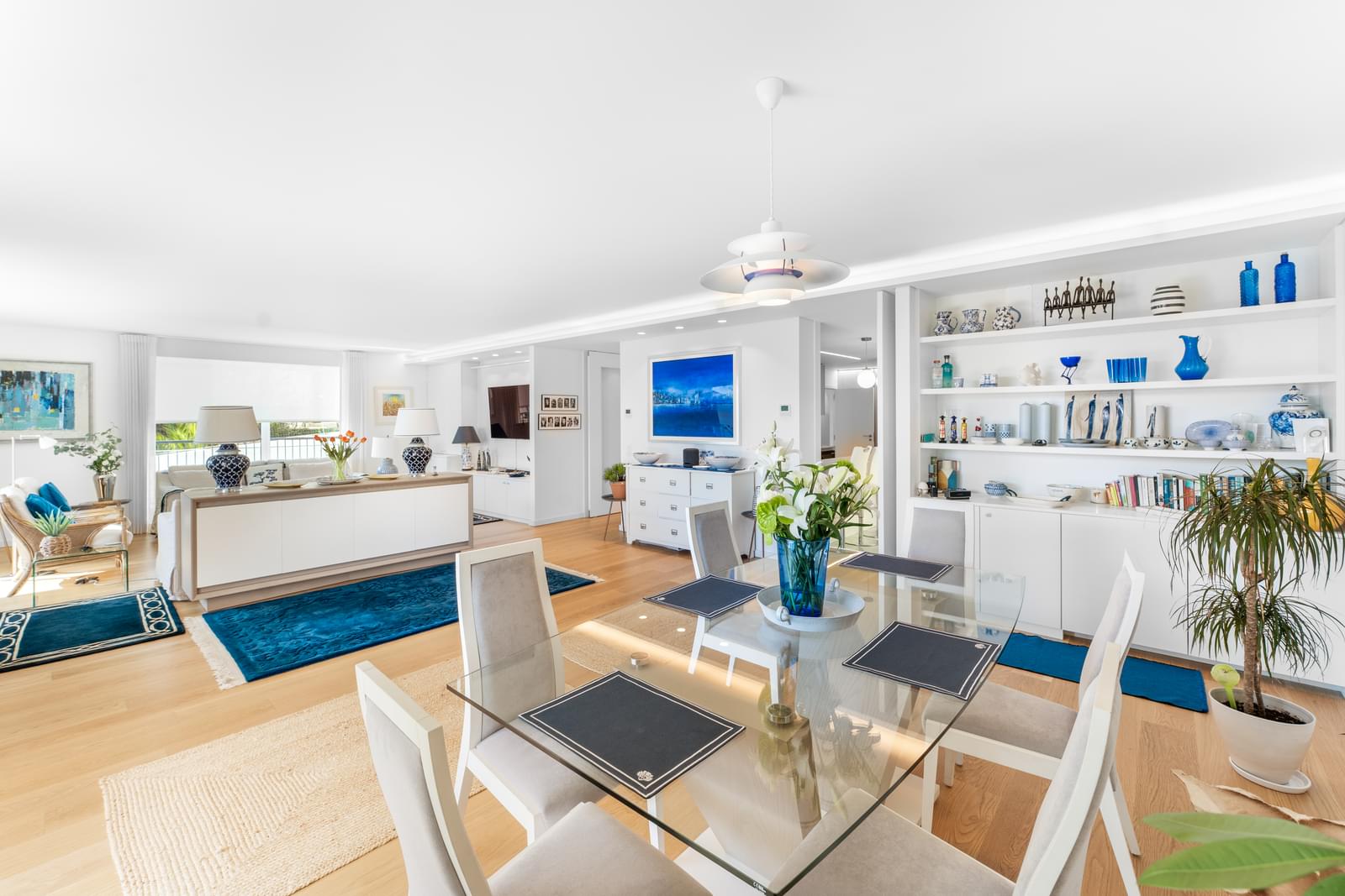 4 Bedroom Apartment/Flat's Image 5