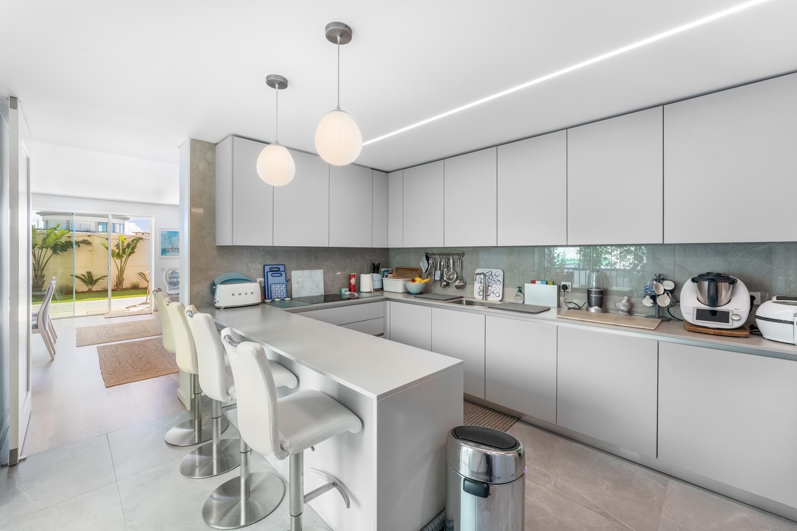 4 Bedroom Apartment/Flat's Image 28