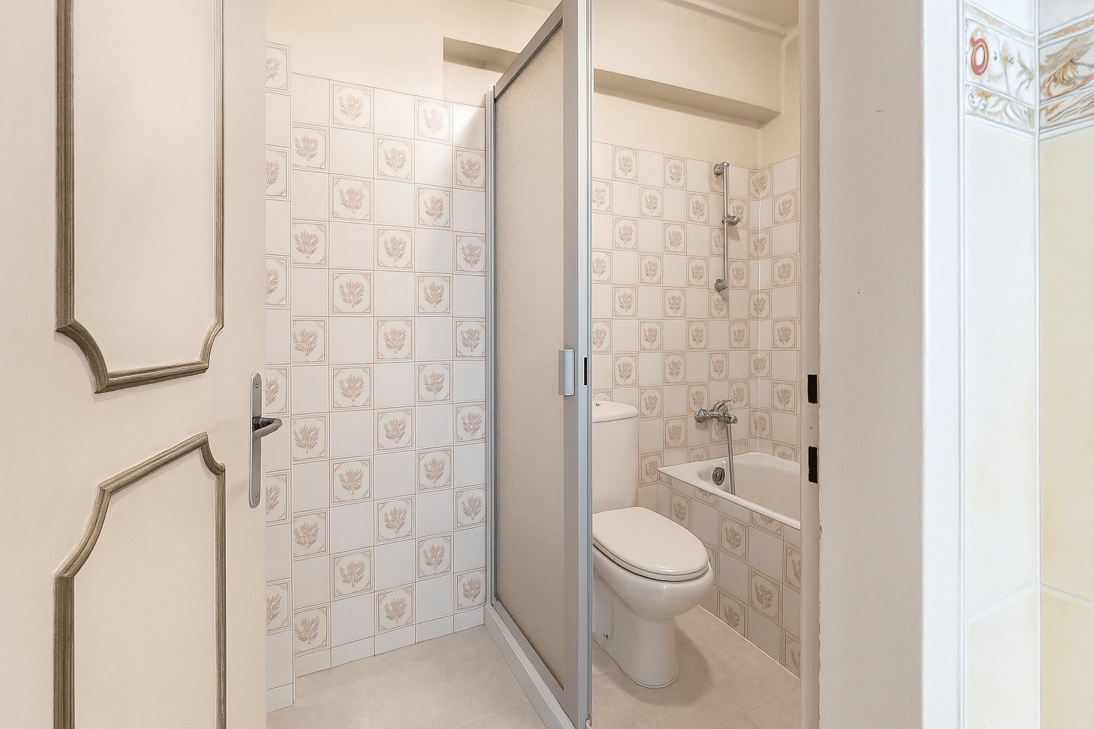 Apartamento T5 com estacionamento, Moscavide e Portela, Loures - Imagem 8