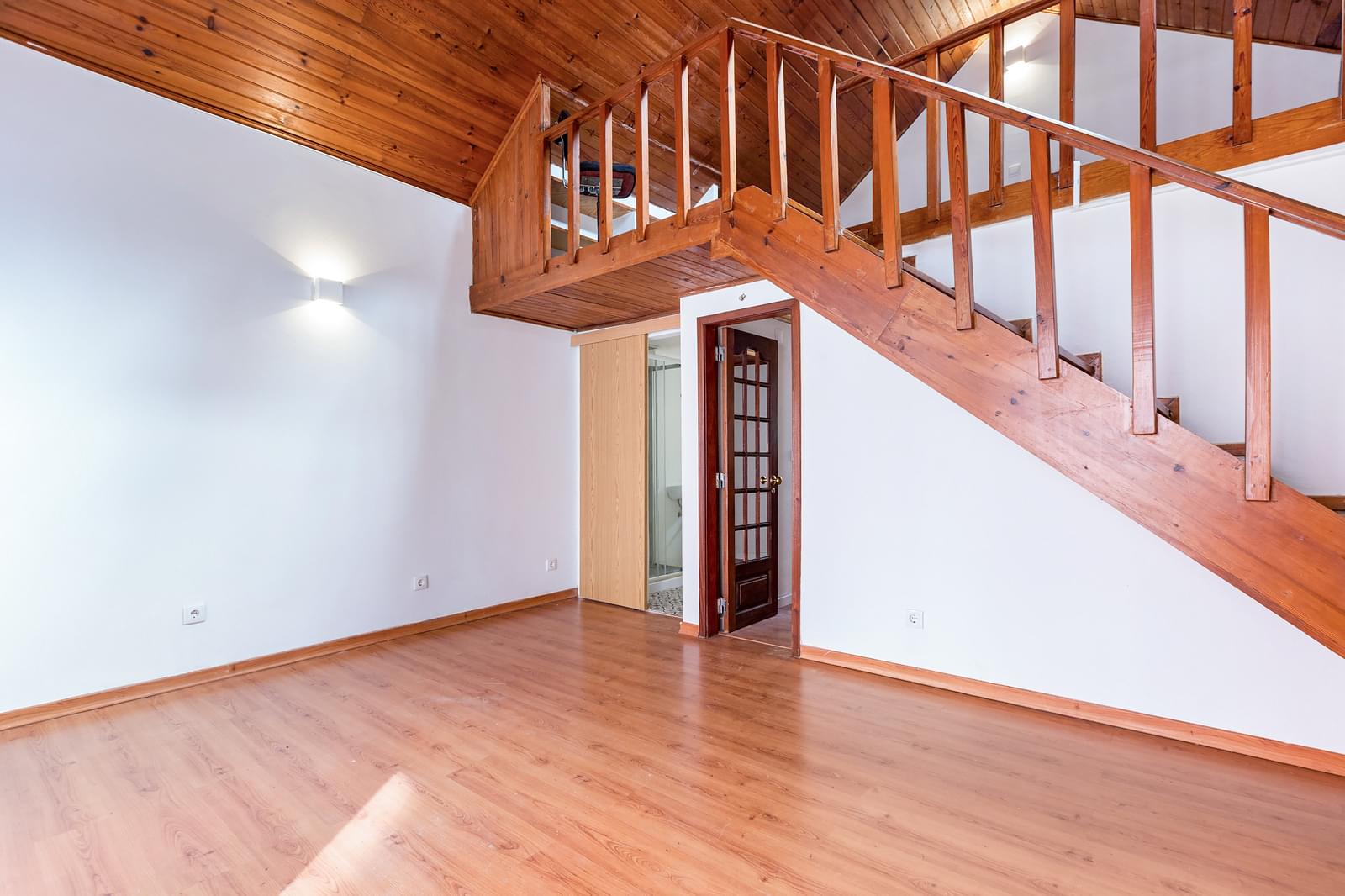 Moradia T2 + 2 com vista, Bairro Alto, Lisboa - Imagem 3