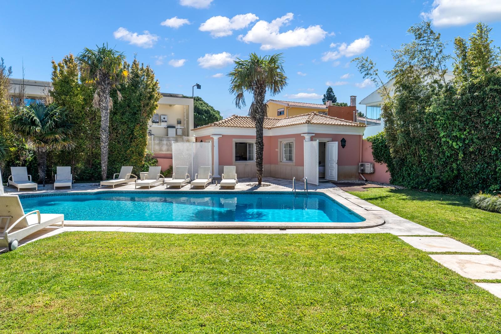 Moradia T8 + 1 com jardim, Bairro do Rosário, Cascais - Imagem 4