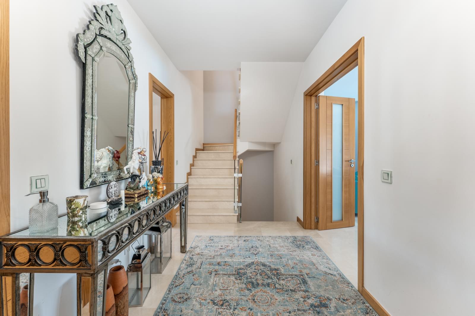 4 Bedroom Villa/Townhouse's Image 13