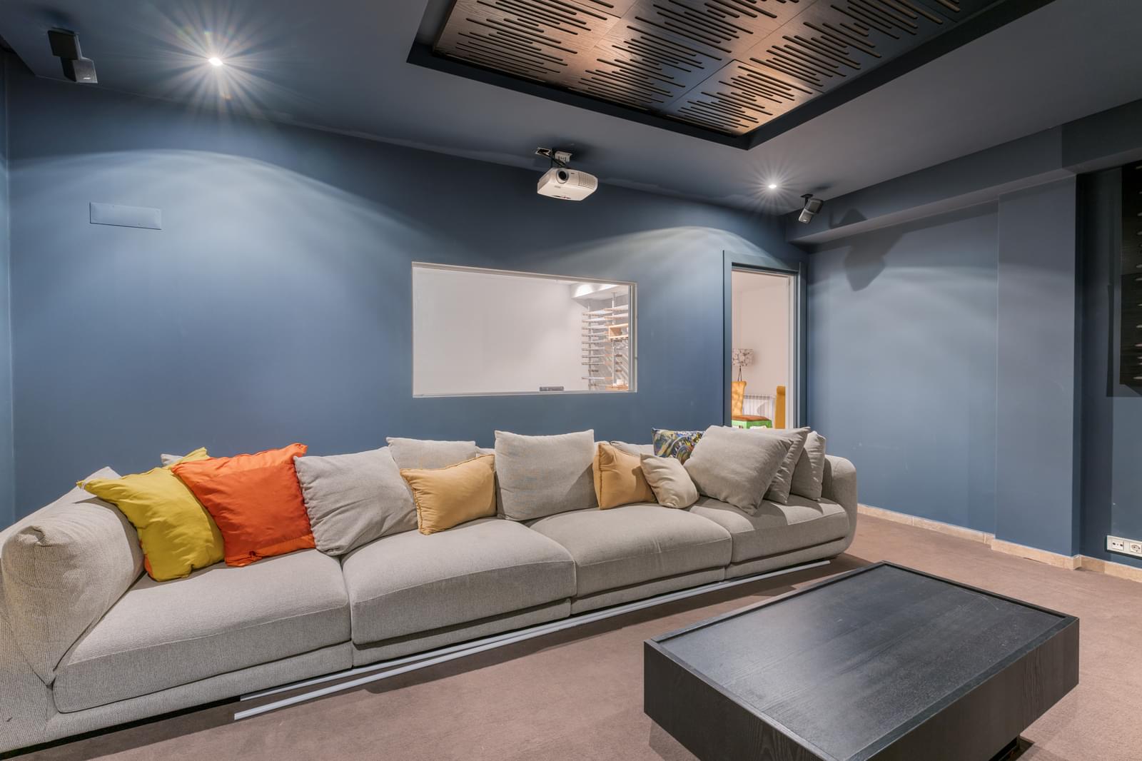 4 Bedroom Villa/Townhouse's Image 37