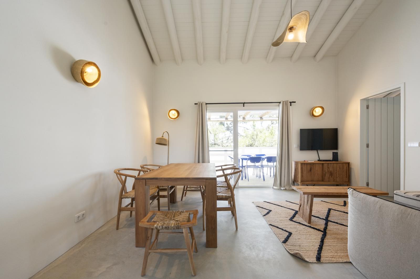 2 Bedroom Apartment/Flat's Image 3