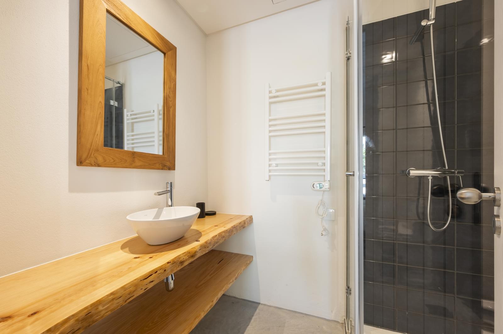 2 Bedroom Apartment/Flat's Image 11