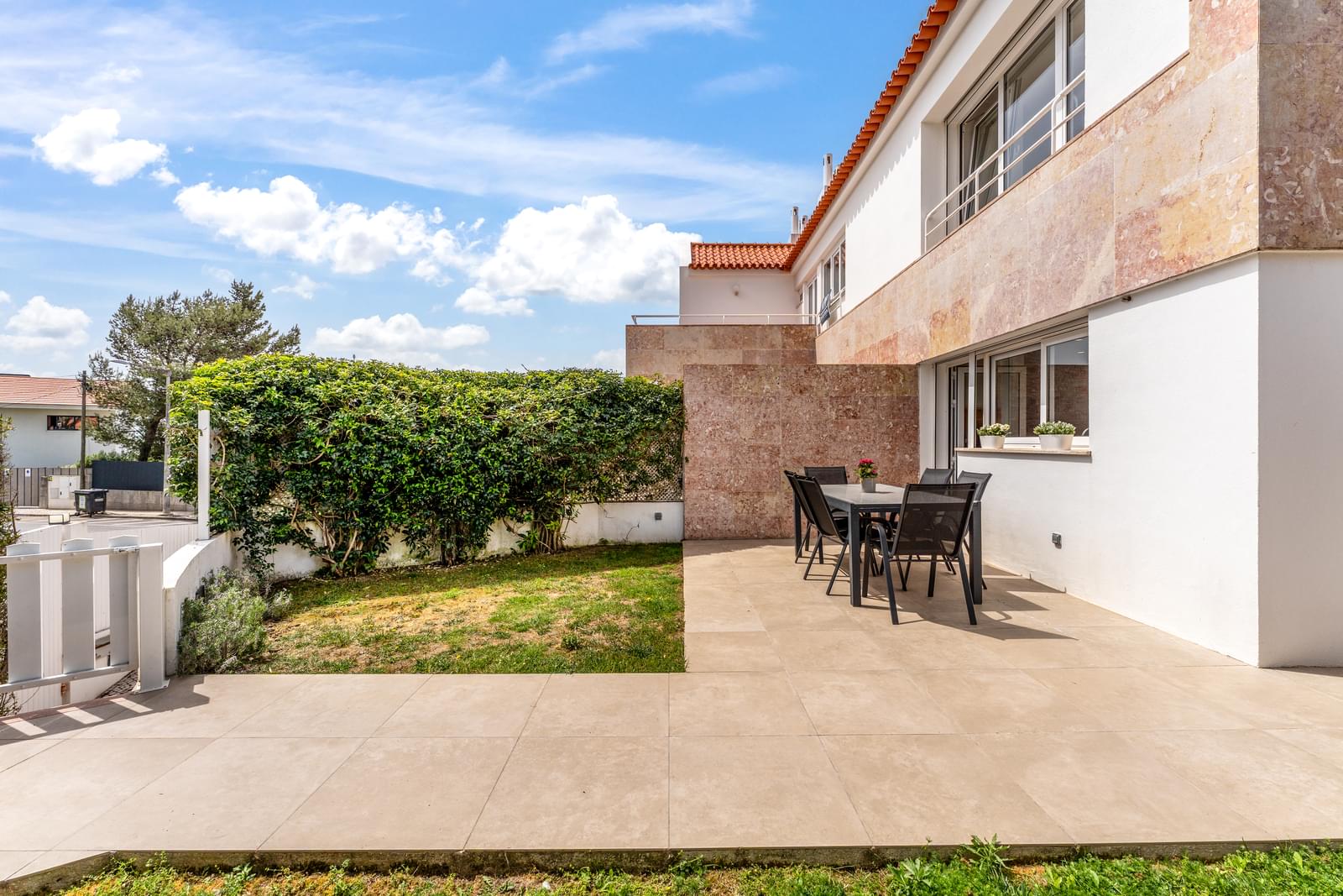 4 Bedroom Villa/Townhouse's Image 27