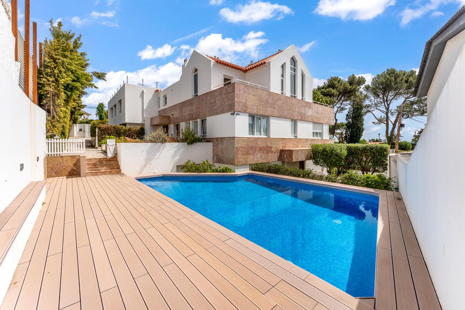 4 Bedroom Villa/Townhouse's Image 31