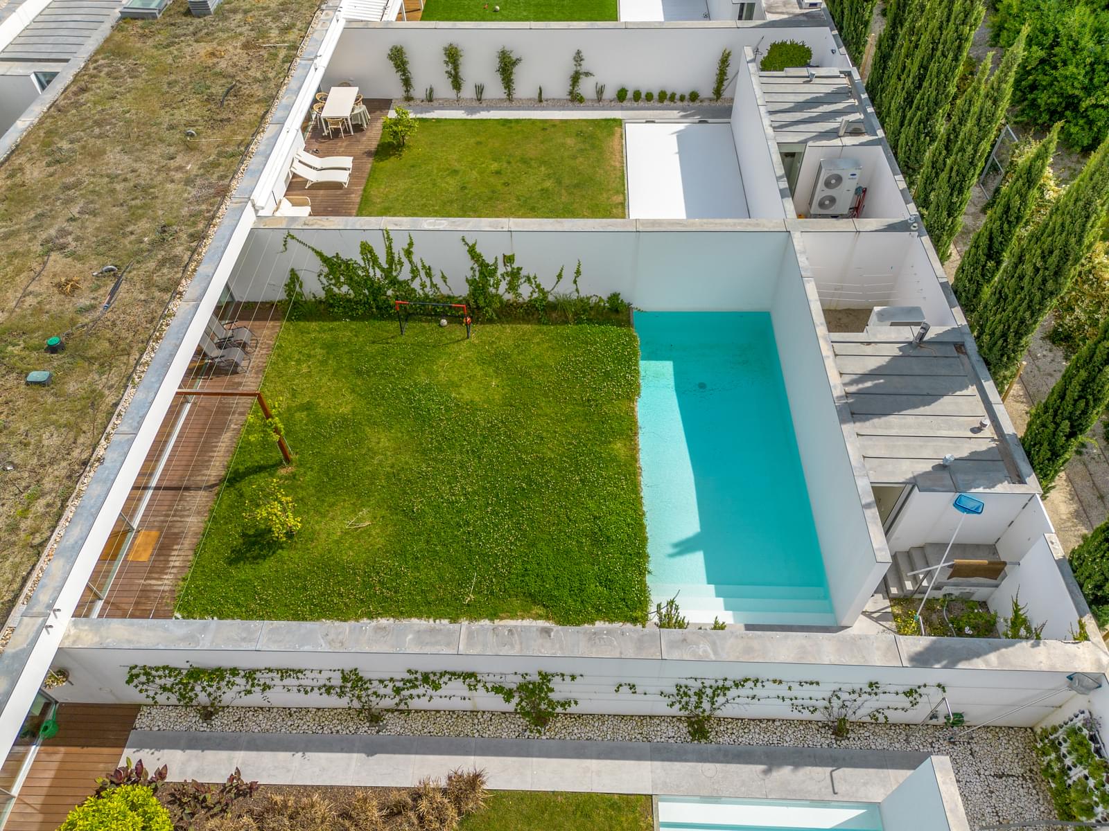 4 Bedroom Villa/Townhouse's Image 14