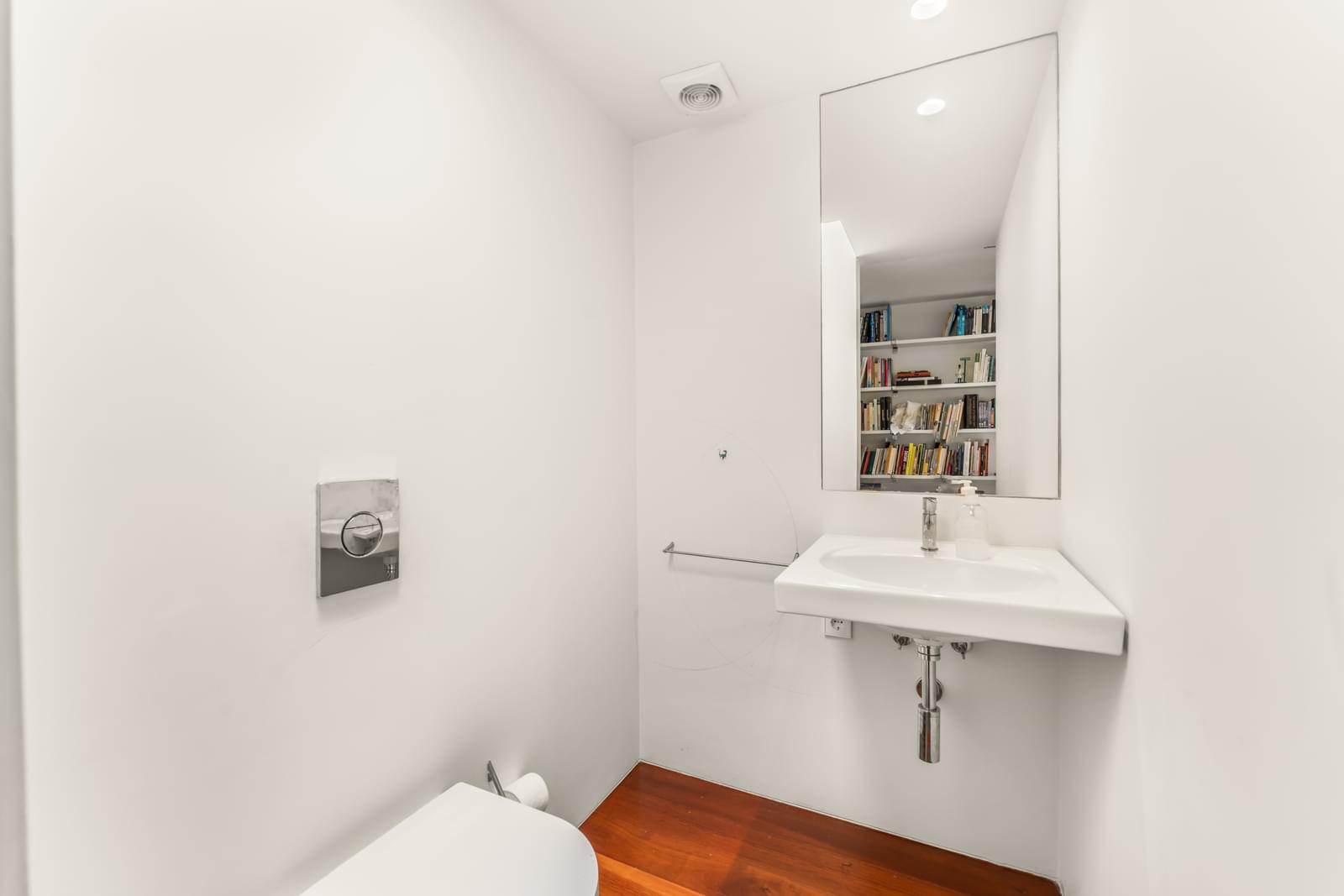 4 Bedroom Villa/Townhouse's Image 3