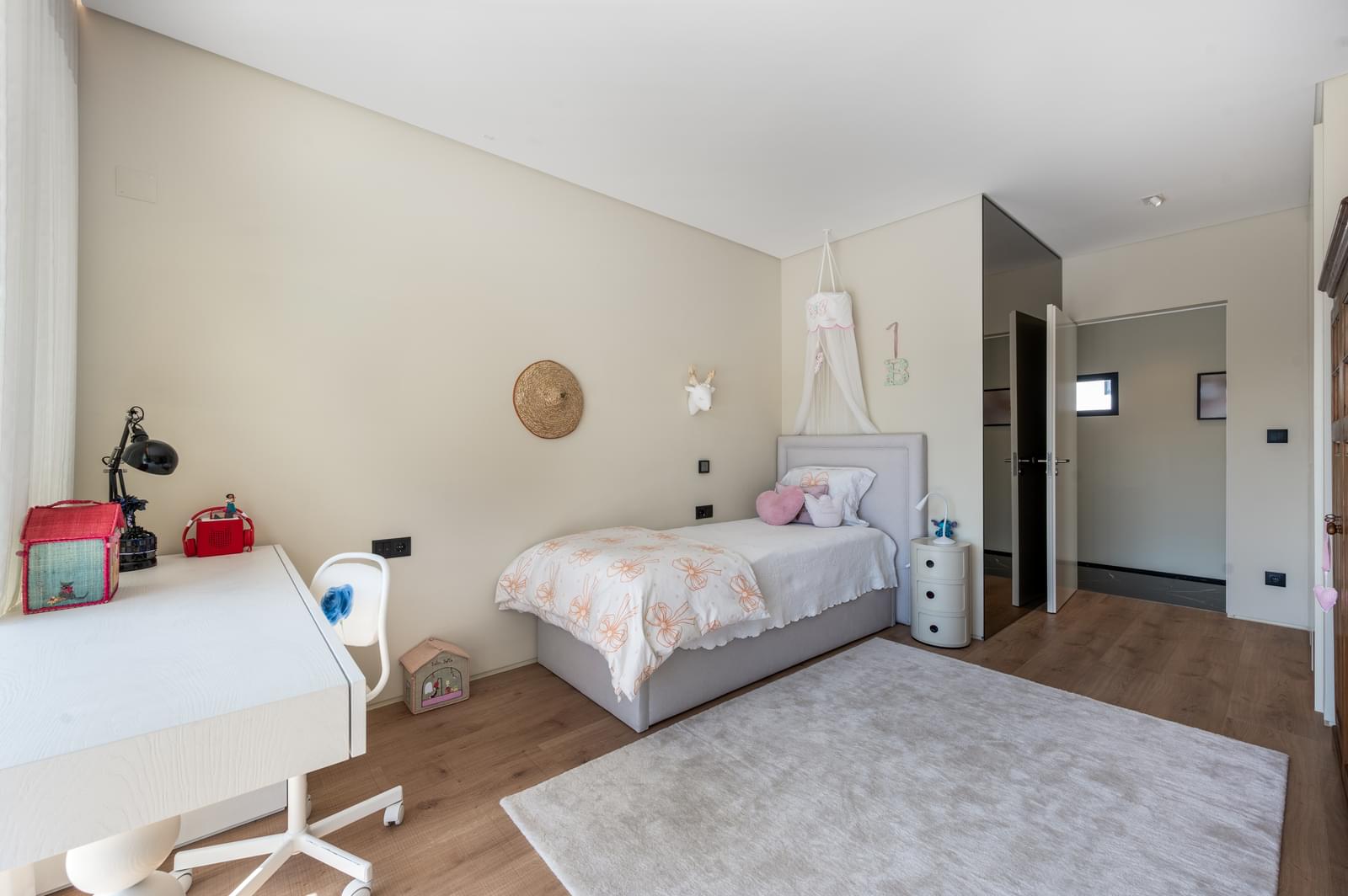 4 Bedroom Villa/Townhouse's Image 14