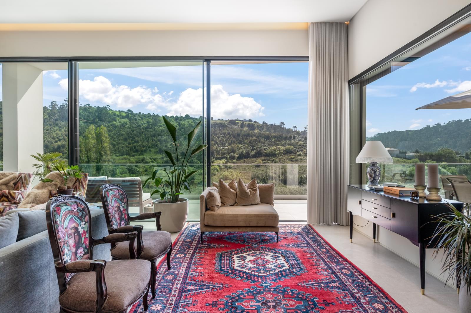 4 Bedroom Villa/Townhouse's Image 7