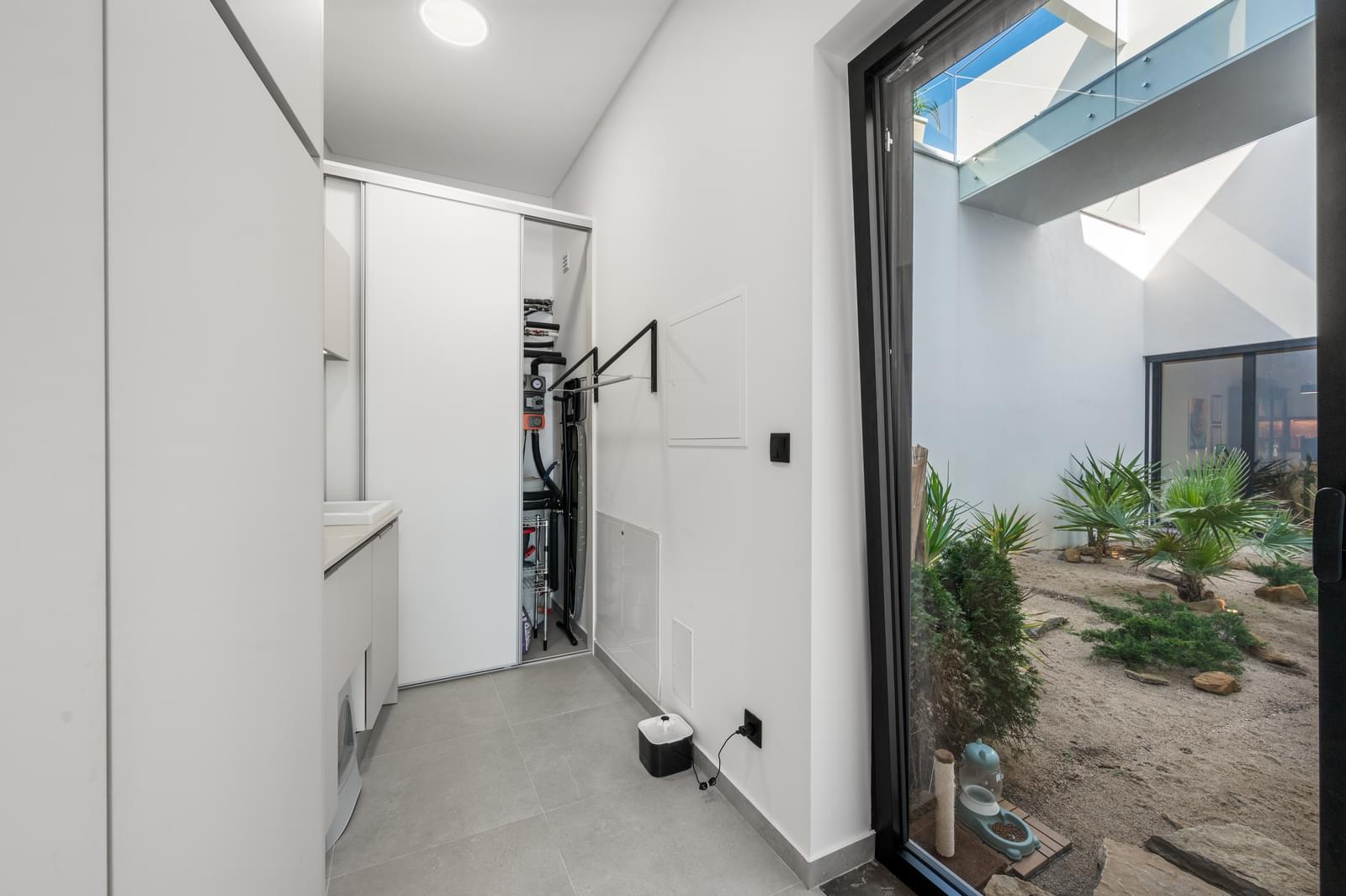 4 Bedroom Villa/Townhouse's Image 15