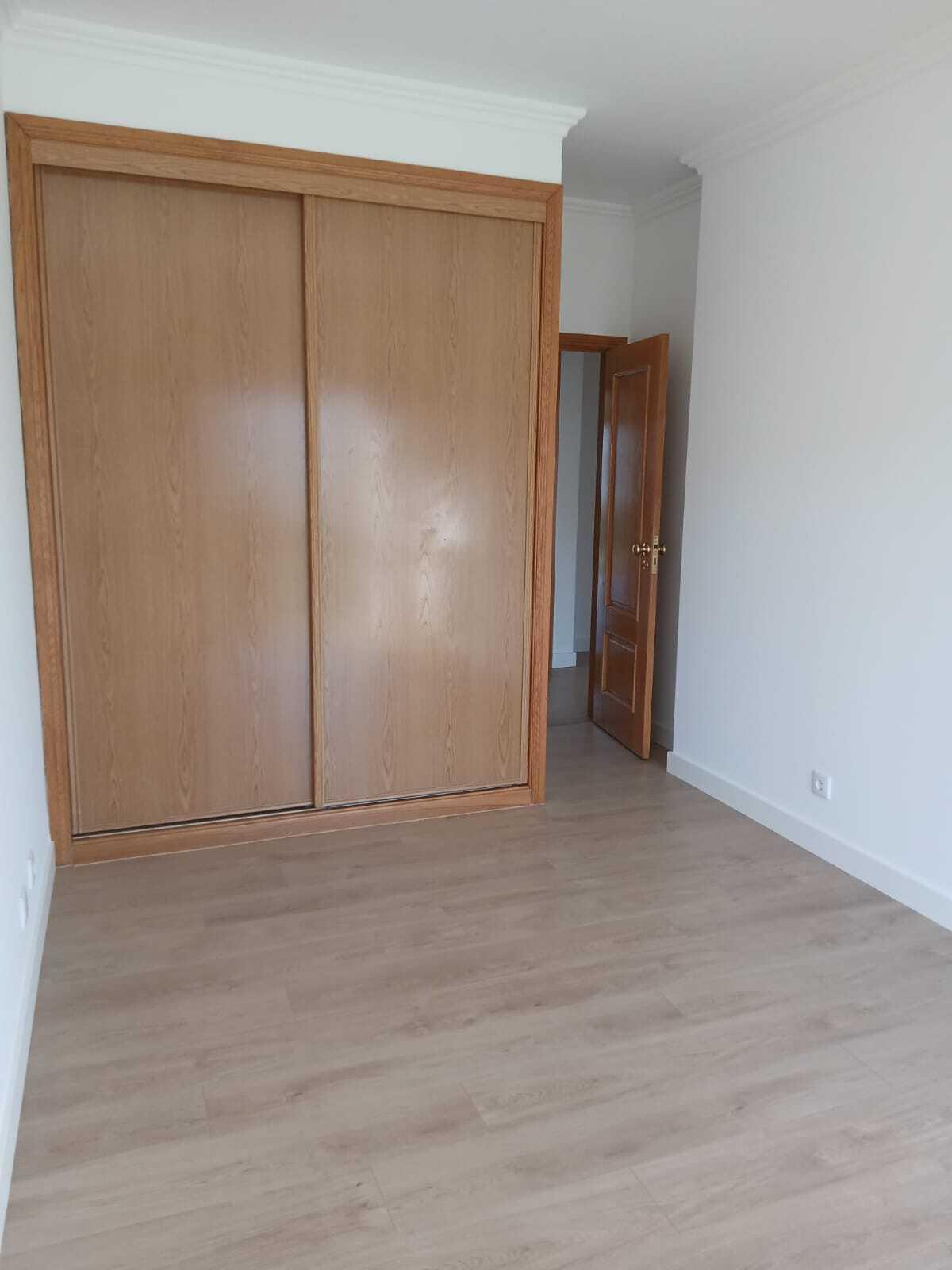 Apartamento T3 com estacionamento, Alapraia, Cascais - Imagem 10