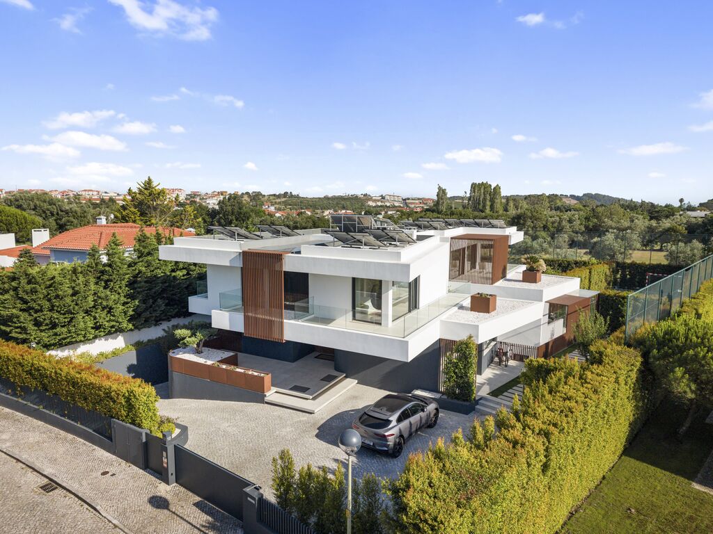 8 Bedroom Detached house with parking, Quinta da Beloura, Sintra