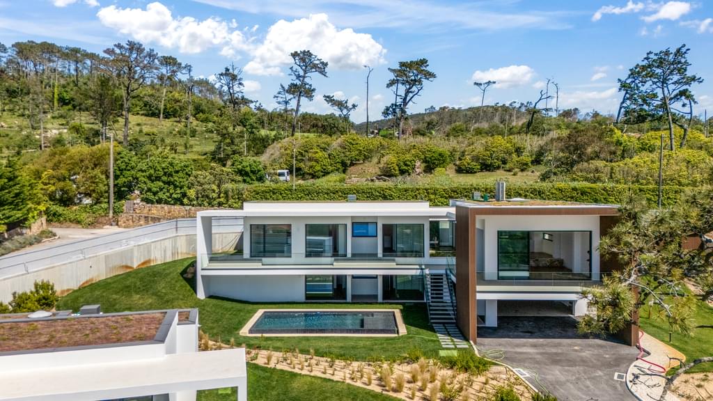 4 Bedroom House with swimming pool, Sintra