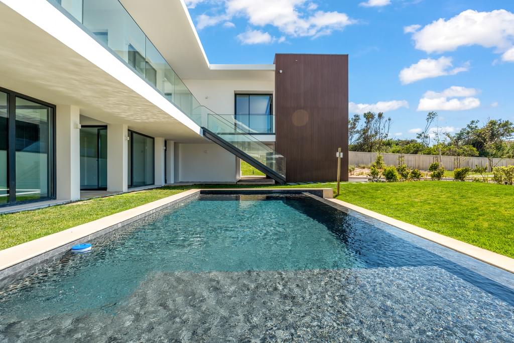4 Bedroom House with swimming pool, Sintra 1589220010