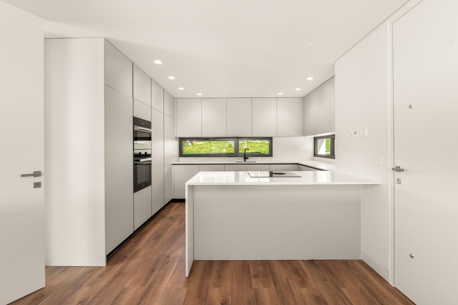 4 Bedroom Villa/Townhouse's Image 16
