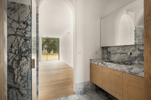 PF40900 - 3 Bedroom Triplex with parking, Campo de Ourique, Lisboa - Image 15