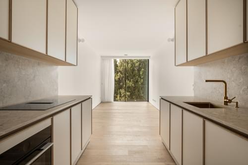 PF40900 - 3 Bedroom Triplex with parking, Campo de Ourique, Lisboa - Image 22