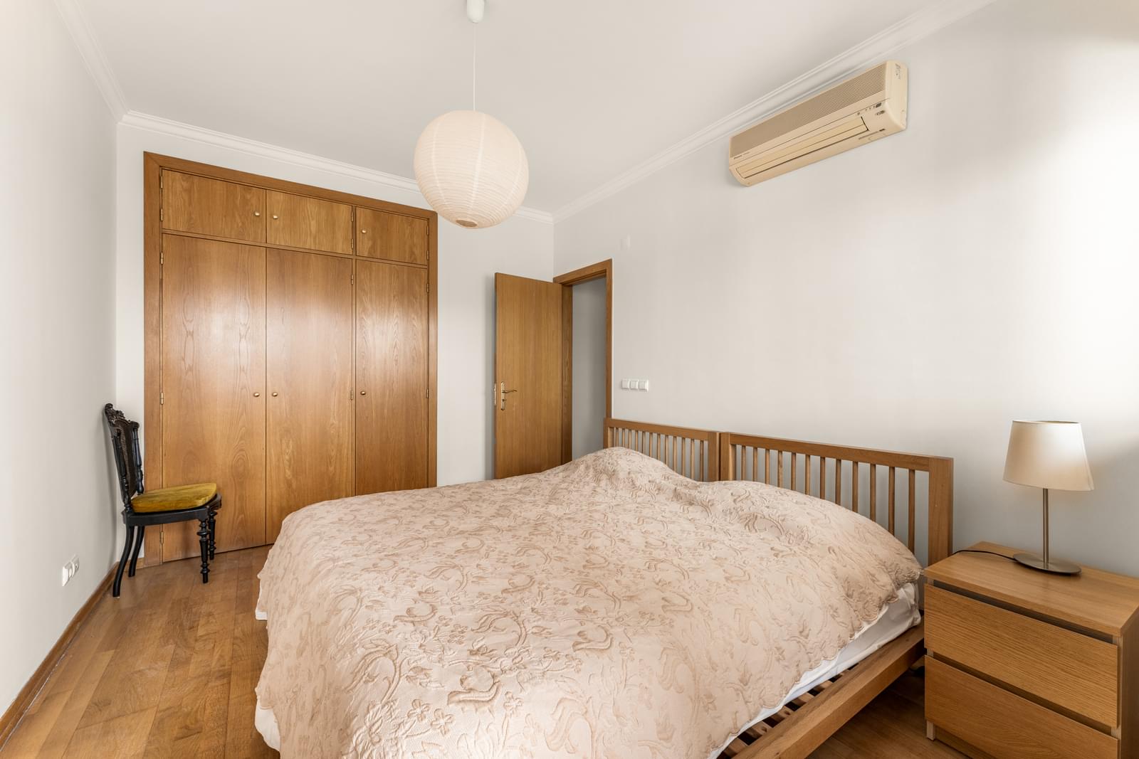 Apartamento T2 com estacionamento, Entrecampos, Lisboa - Imagem 13