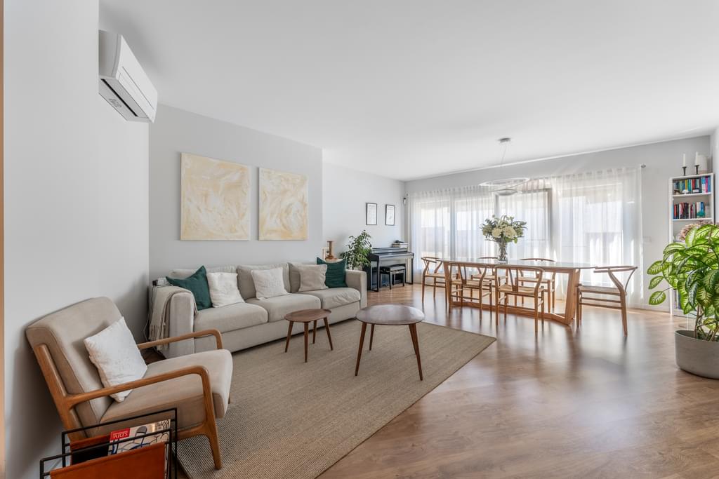 3 Bedroom Apartment with balcony, Linda-a-Pastora Queijas, Oeiras 2745346659