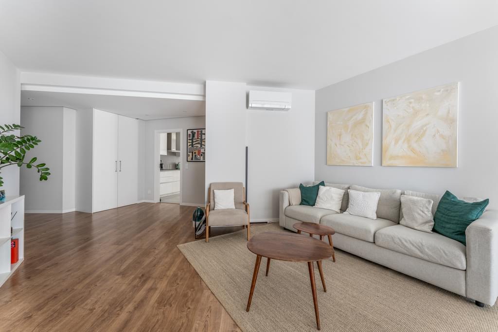 3 Bedroom Apartment with balcony, Linda-a-Pastora Queijas, Oeiras 2745346659