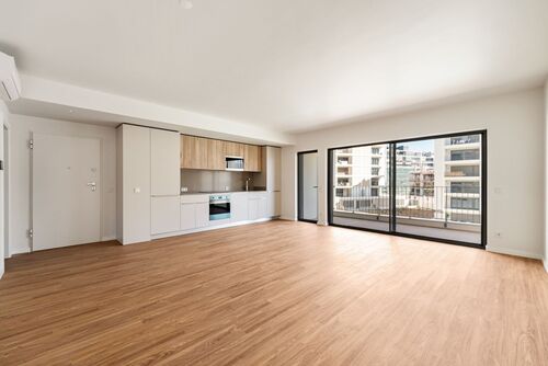 PF42304 - Apartamento T2 com jardim, Bela Vista, Loures