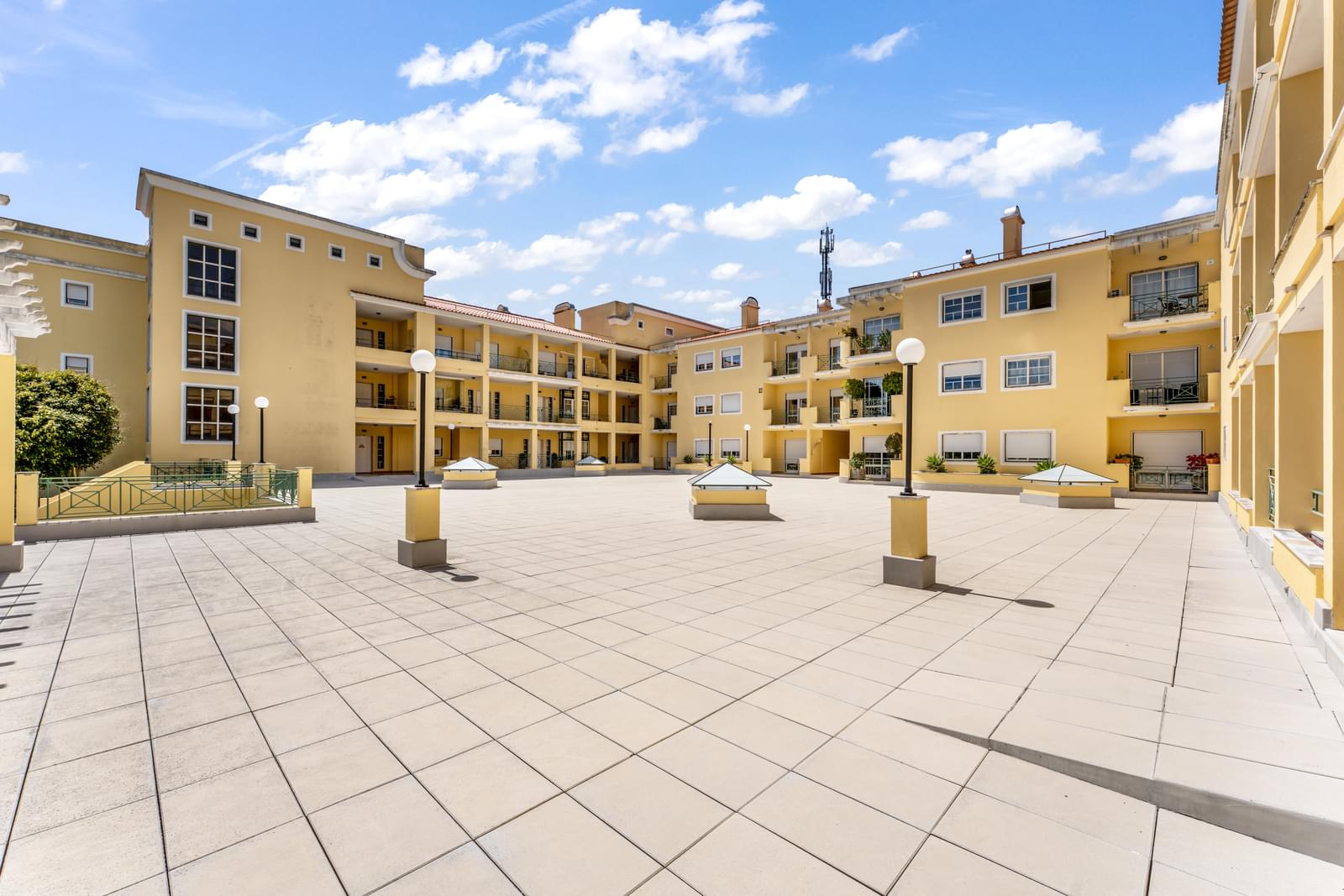 4 Bedroom Apartment with parking, Quinta da Beloura, Sintra - Image 25