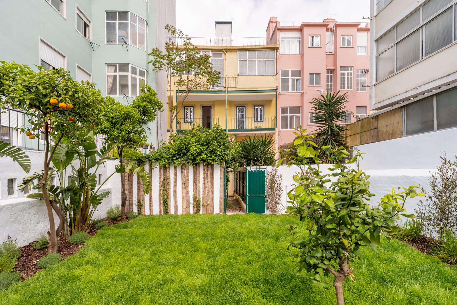 2 Bedroom Apartment/Flat's Image 25