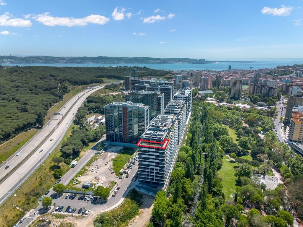 4 Bedroom Apartment with swimming pool, Miraflores, Oeiras 1880555740