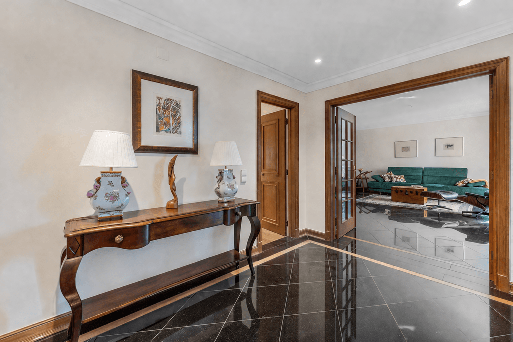 2 Bedroom Apartment with swimming pool, Infante Santo (Prazeres), Lisboa