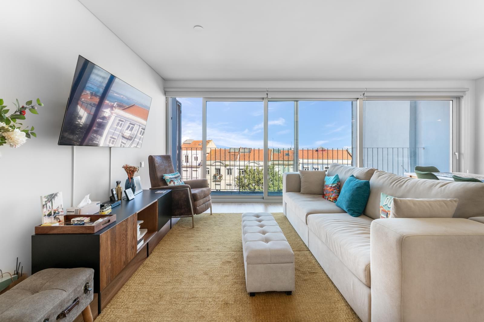 1 Bedroom Apartment/Flat's Image 3