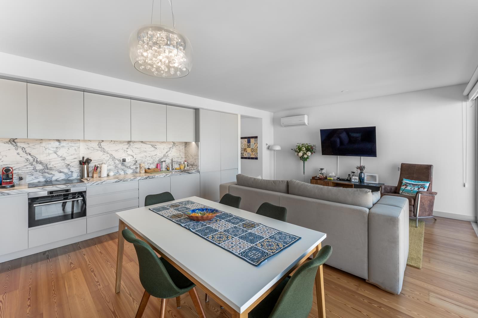 1 Bedroom Apartment/Flat's Image 5