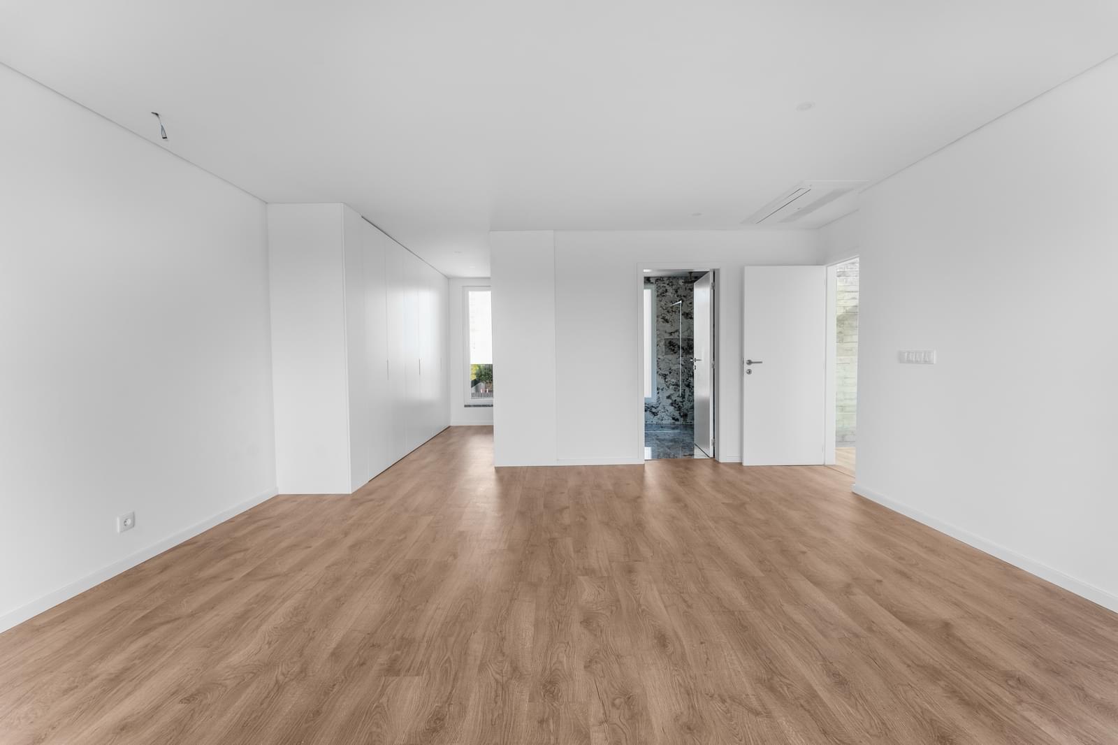 5 Bedroom Villa/Townhouse's Image 14