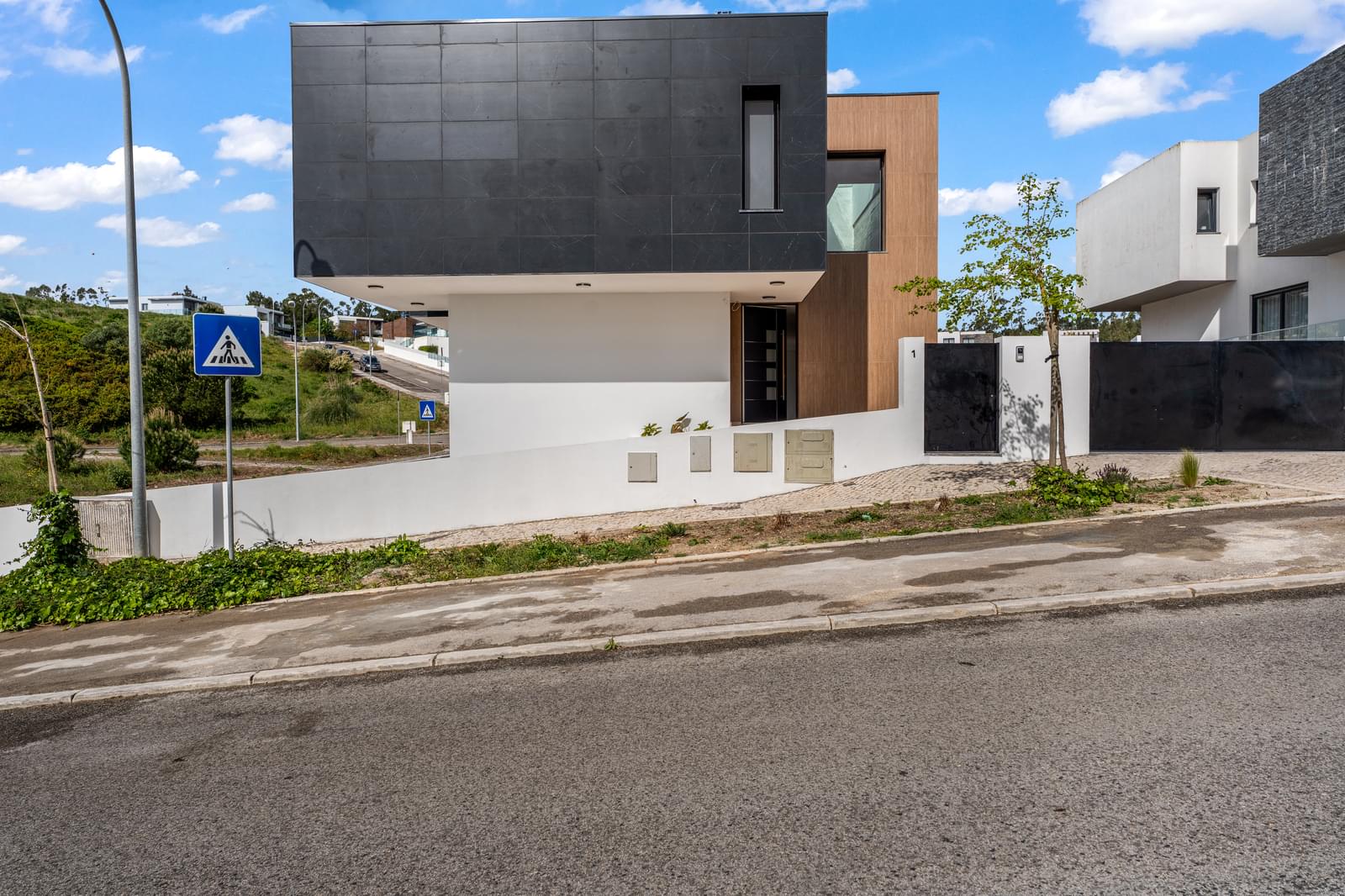 5 Bedroom Villa/Townhouse's Image 42