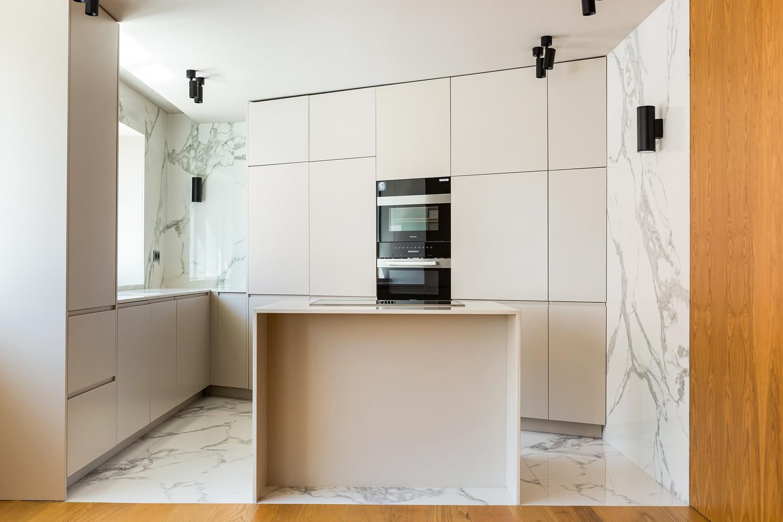 2 Bedroom Apartment/Flat's Image 39
