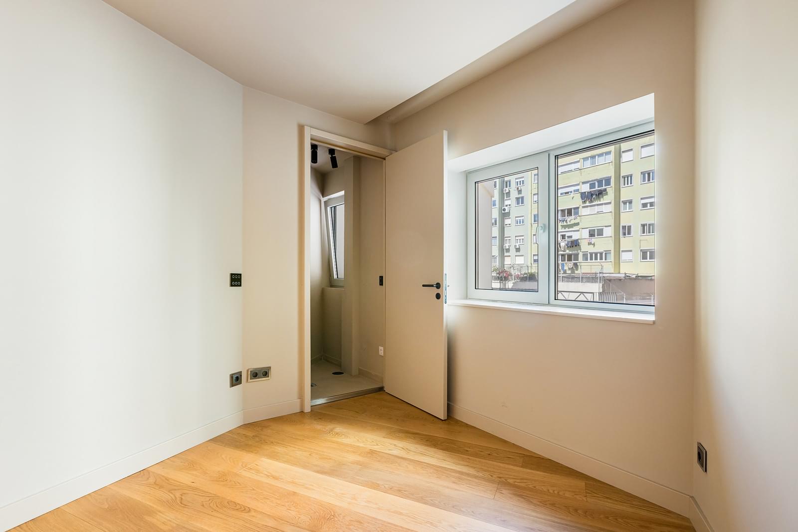 2 Bedroom Apartment/Flat's Image 46