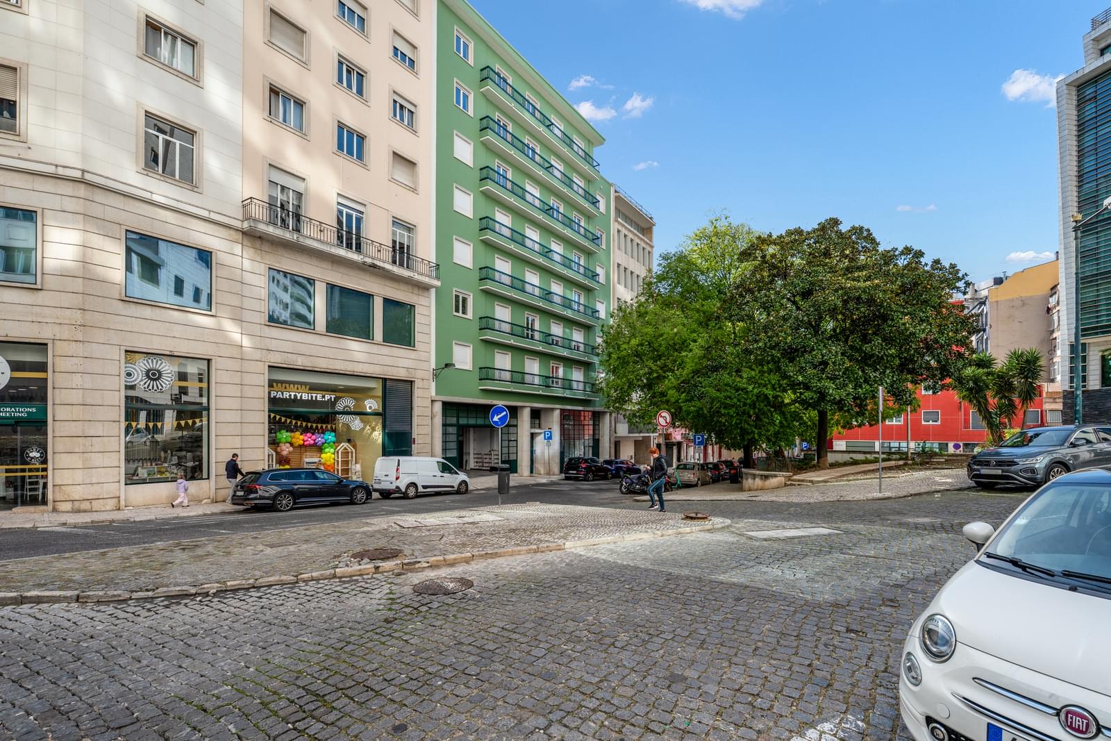 3 Bedroom Apartment/Flat's Image 32