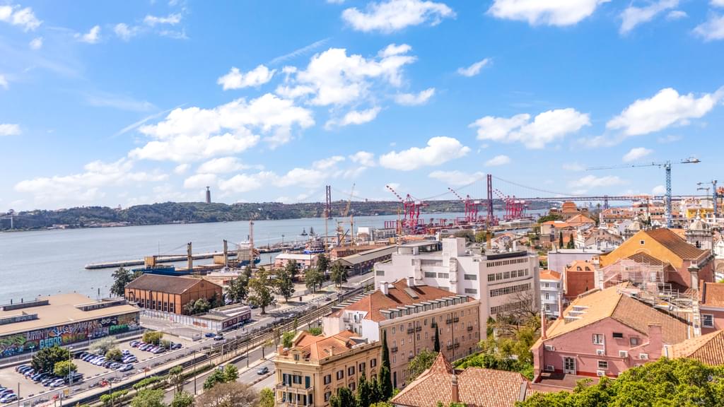 1 Bedroom Apartment with garden, Santos, Lisboa 2748962969