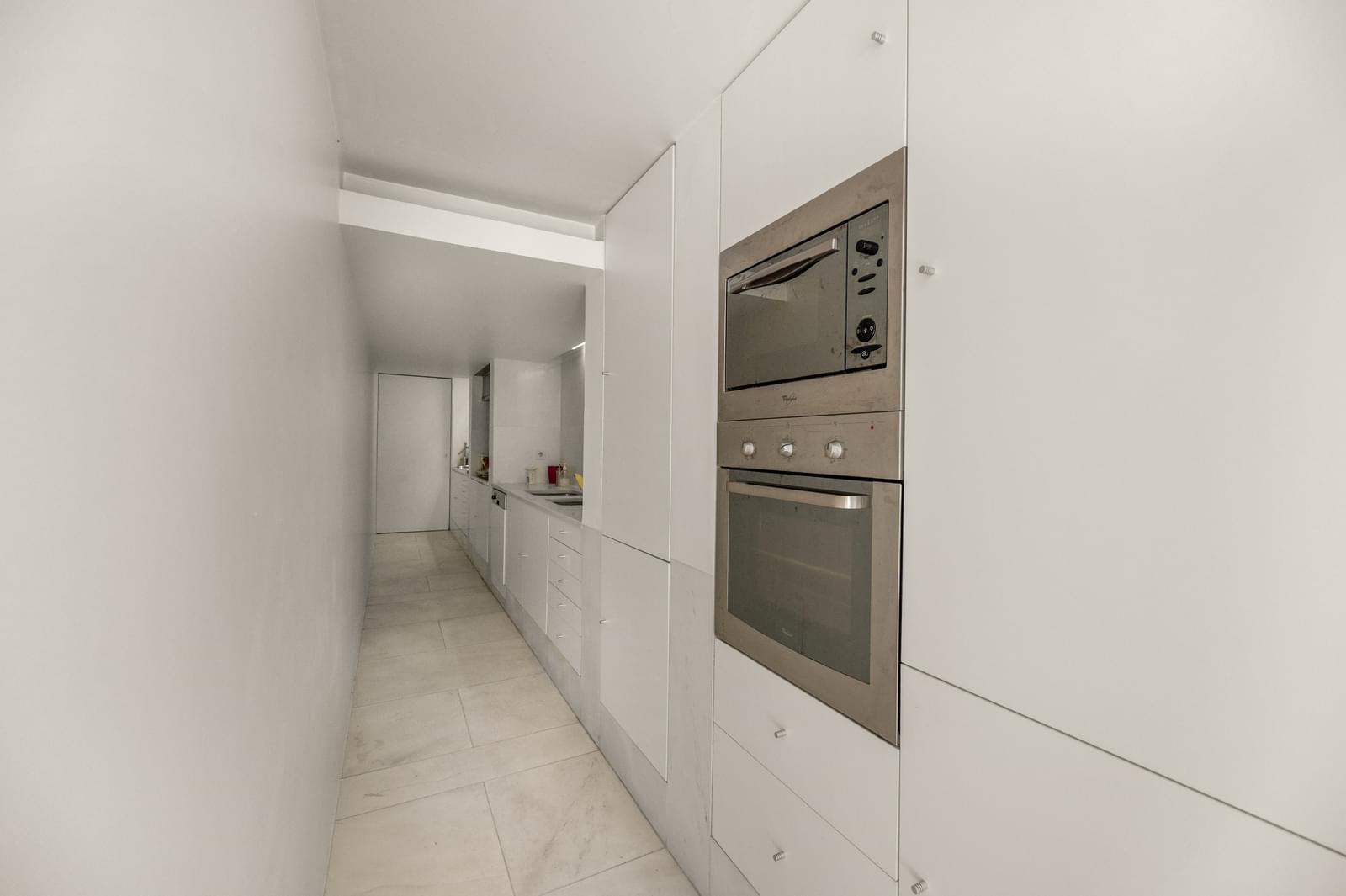 Moradia Isolada T5 com piscina - Imagem 23