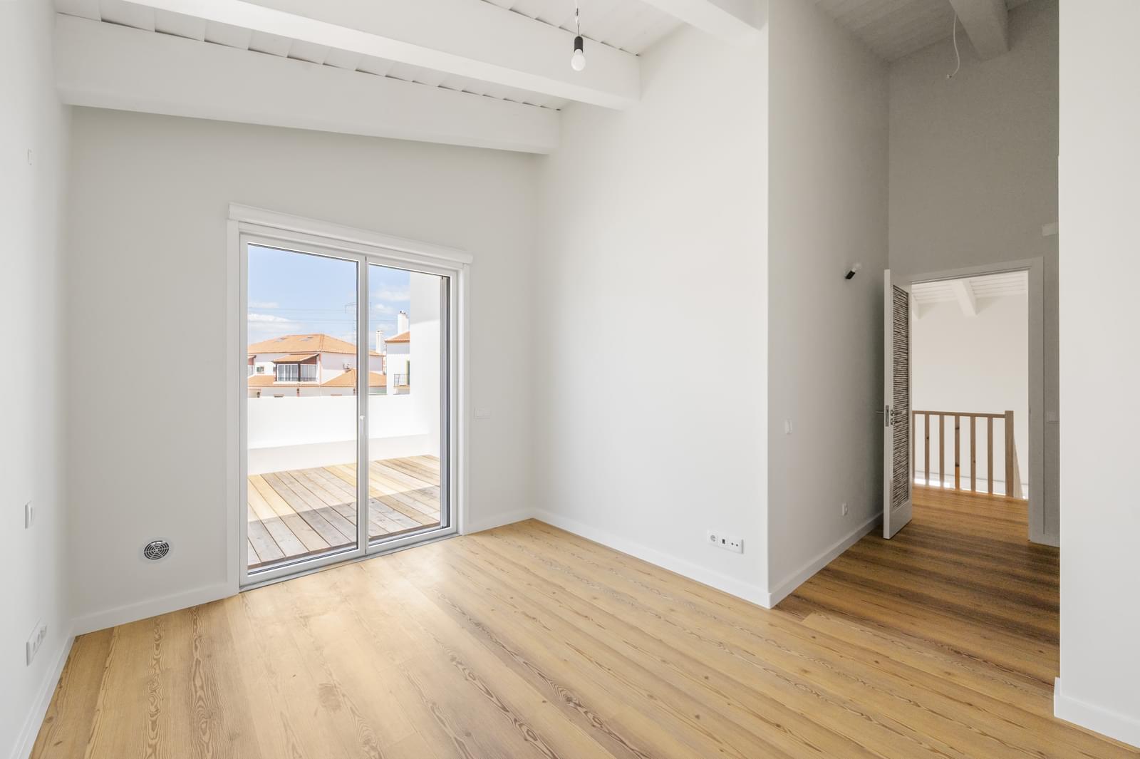 4 Bedroom Villa/Townhouse's Image 18