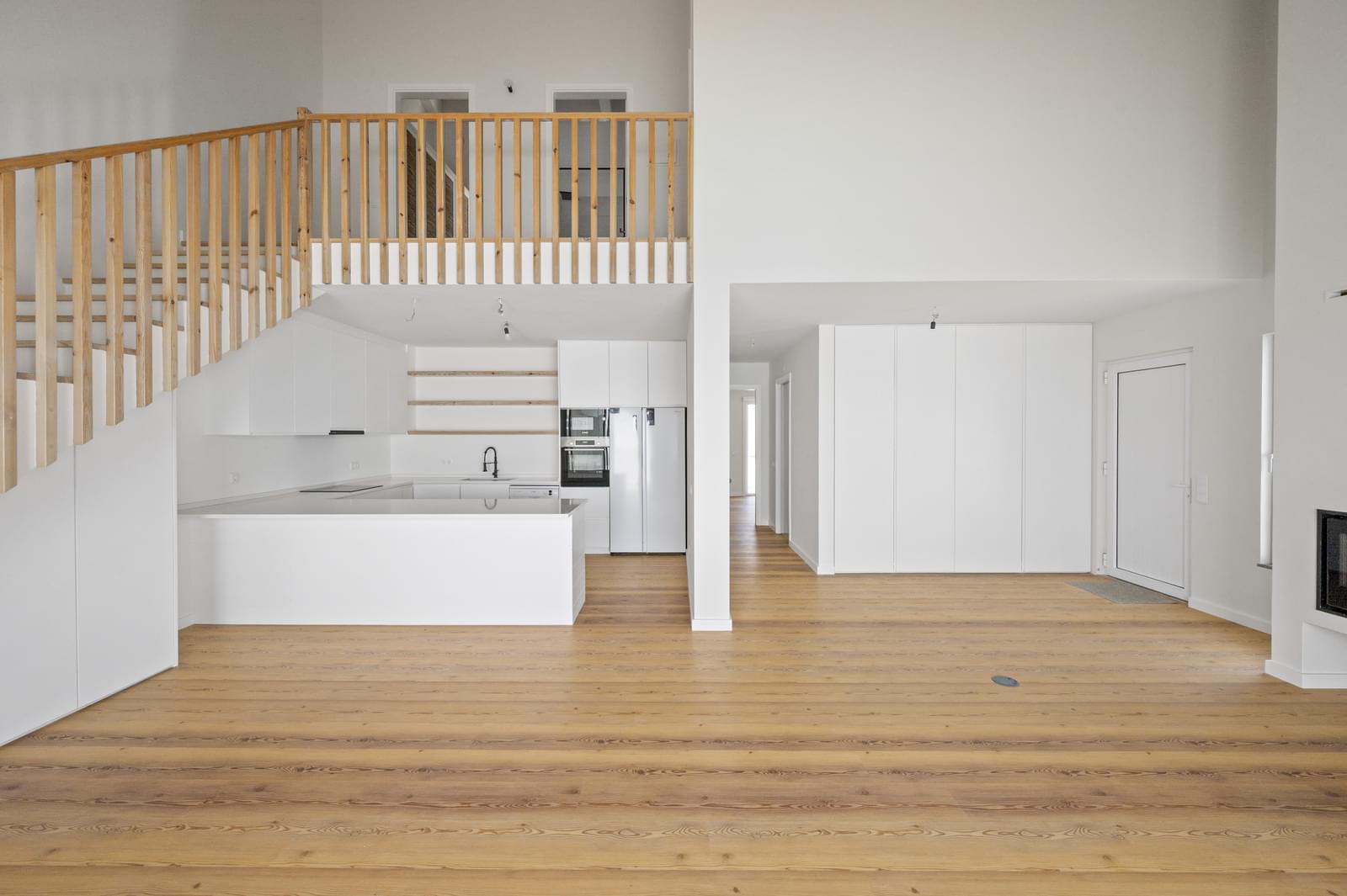4 Bedroom Villa/Townhouse's Image 6